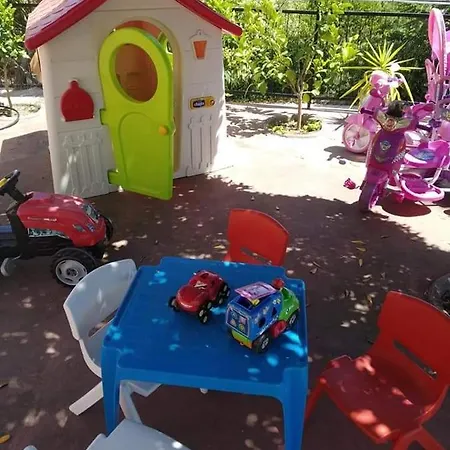 לינה וארוחת בוקר Villhour Ristorante E 3*