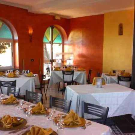 Villhour Ristorante E Отель типа 