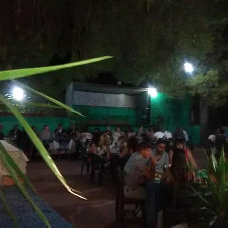 Oda ve Kahvaltı Villhour Ristorante E Rocca Imperiale