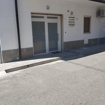 Villhour Ristorante E Frühstückspension 3*
