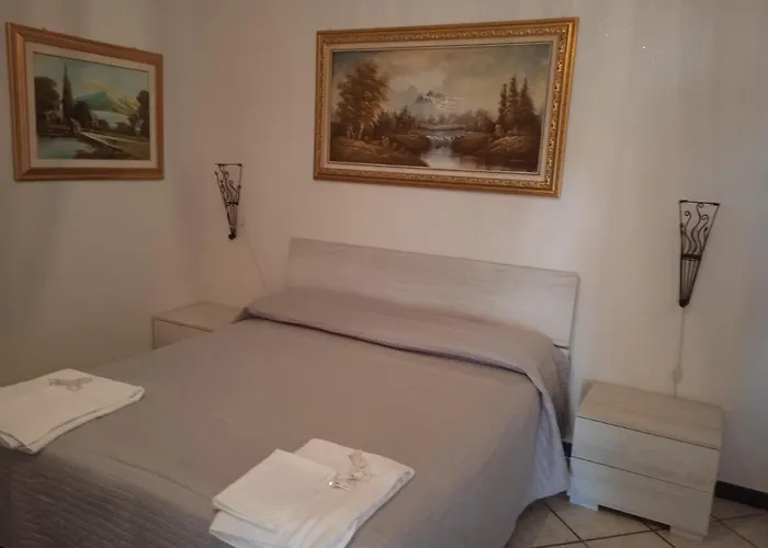 Alojamento de Acomodação e Pequeno-almoço Villhour Ristorante E 3*